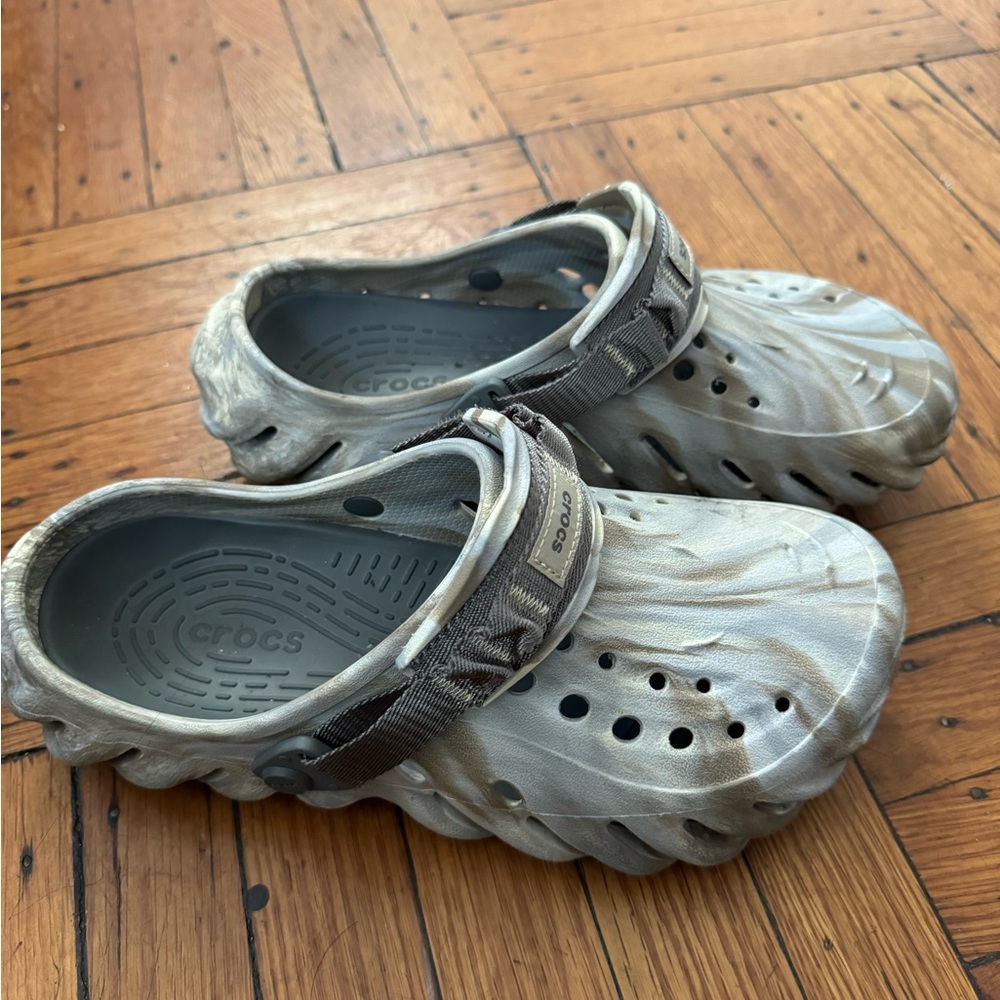 Fatigue crocs